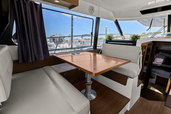 Trinity 33ft Jeanneau Yacht For Sale Trinity 33ft Jeanneau Yacht For Sale