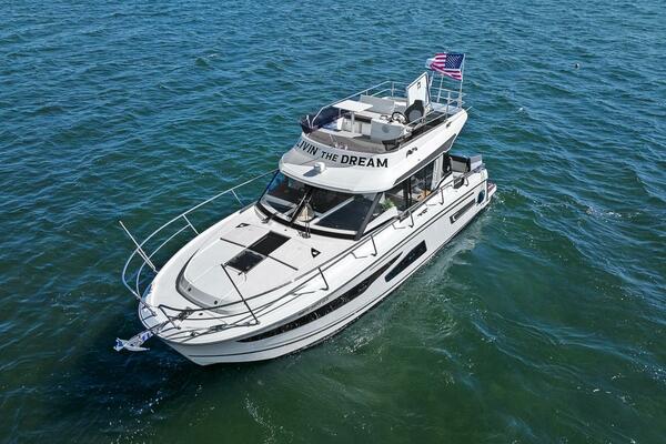 Trinity 33ft Jeanneau Yacht For Sale Trinity 33ft Jeanneau Yacht For Sale