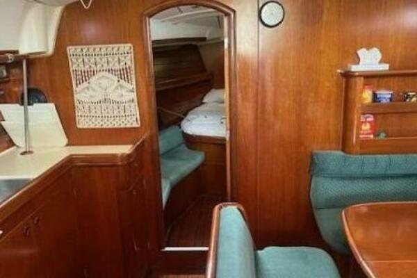 WindSwept 46ft Beneteau Yacht For Sale