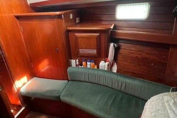 WindSwept 46ft Beneteau Yacht For Sale