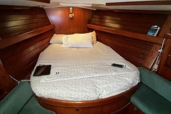 WindSwept 46ft Beneteau Yacht For Sale
