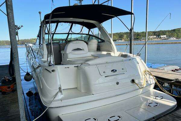 Photo of the 2001 Sea Ray 380 Sundancer