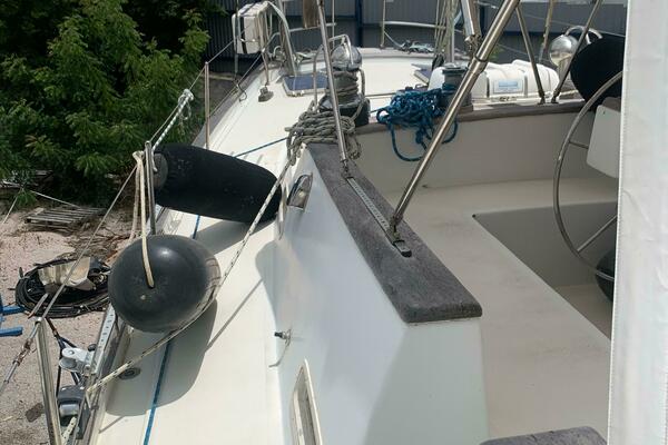 Freedom 21 62ft Nautical Development Yacht For Sale