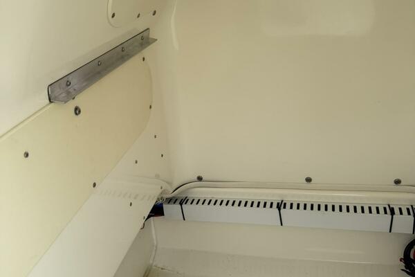 23ft Boston Whaler Yacht For Sale