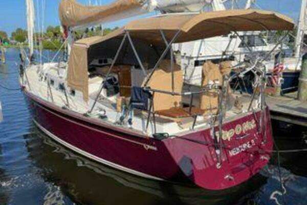 Photo of the 2020 Tartan 395 "Top O Nok"