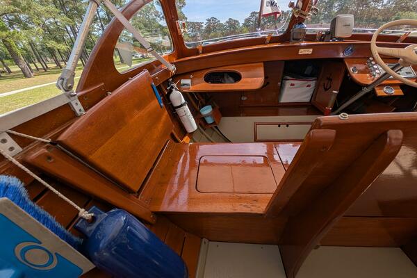 24 Port Thruway Open