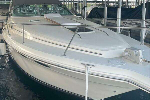 Photo of the 1994 Sea Ray 330 Express Cruiser "HoSho's"