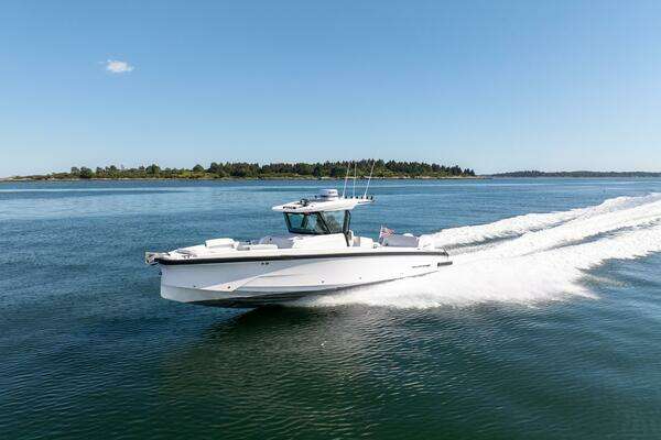 29-ft-Axopar-2025-CCX Center Console-Stock 42-Yarmouth Maine United States yacht for sale