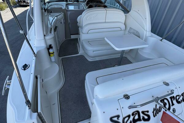 30ft Sea Ray Yacht For Sale