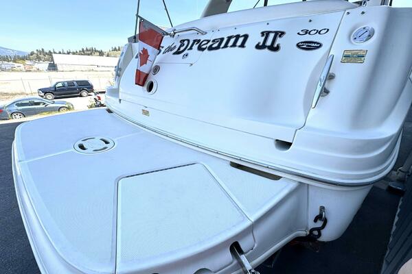 30ft Sea Ray Yacht For Sale
