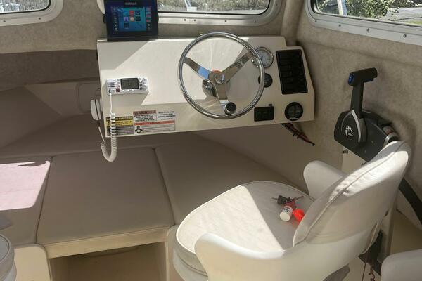 24ft Defiance Yacht For Sale 24ft Defiance Yacht For Sale