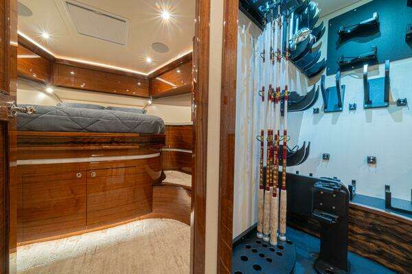 Jarrett Bay  Yacht For Sale