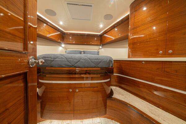 Jarrett Bay  Yacht For Sale