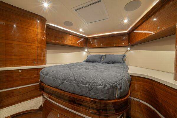 Jarrett Bay  Yacht For Sale