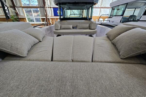 Axopar 29 Cross Cabin Stock 45 29ft Axopar Yacht For Sale