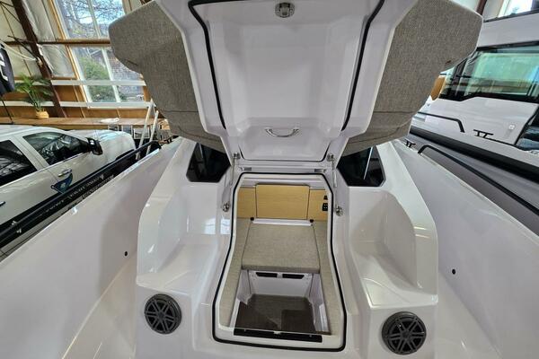 Axopar 29 Cross Cabin Stock 45 29ft Axopar Yacht For Sale