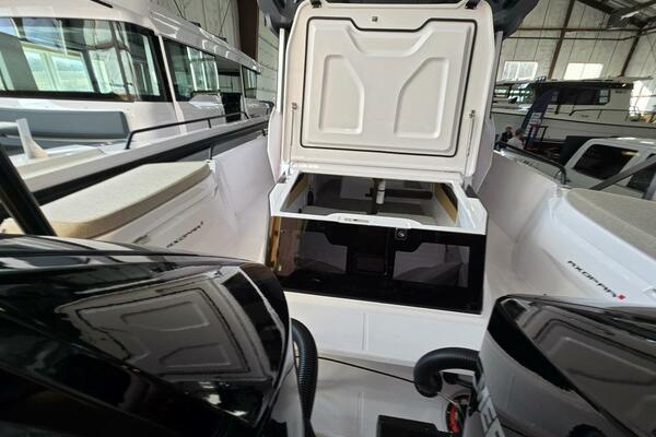 Axopar 29 Cross Cabin Stock 45 29ft Axopar Yacht For Sale