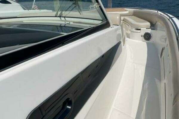 Boston Whaler Outrage Yacht For Sale