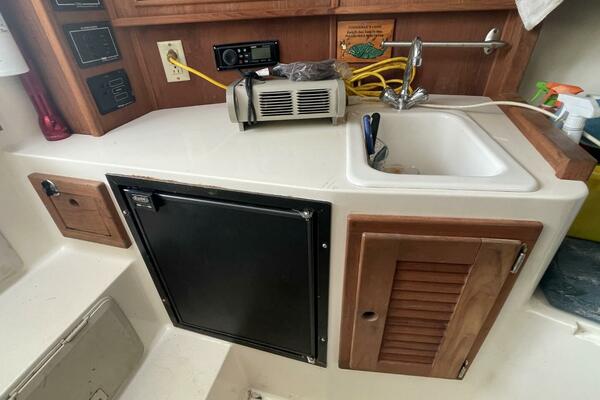 Bite Me 28ft Carolina Classic Yacht For Sale
