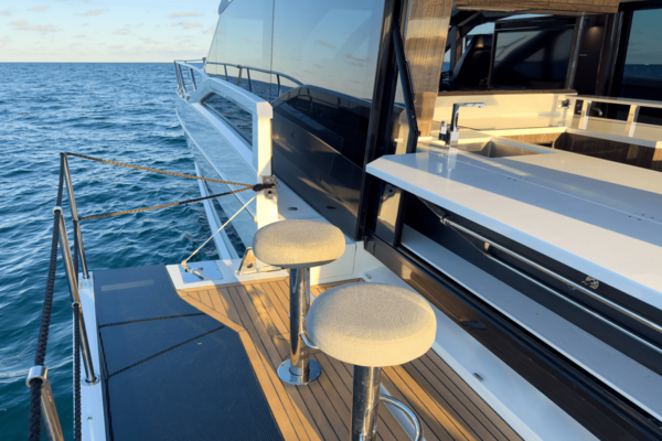 Galeon 640 FLY Yacht For Sale