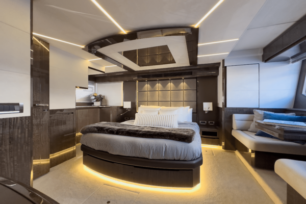 Galeon 640 FLY Yacht For Sale