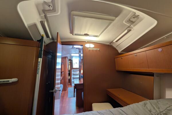 Knot A Clew 37ft Beneteau Yacht For Sale Knot A Clew 37ft Beneteau Yacht For Sale