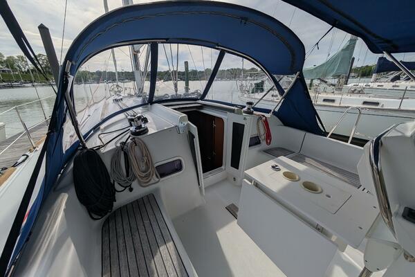 Knot A Clew 37ft Beneteau Yacht For Sale Knot A Clew 37ft Beneteau Yacht For Sale