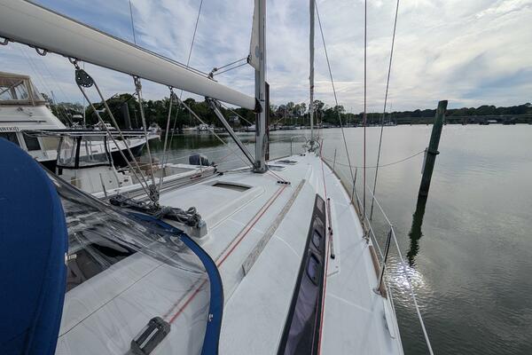 Knot A Clew 37ft Beneteau Yacht For Sale Knot A Clew 37ft Beneteau Yacht For Sale
