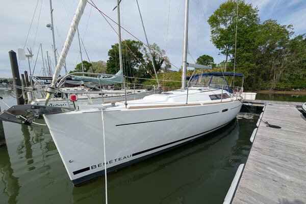Knot A Clew 37ft Beneteau Yacht For Sale Knot A Clew 37ft Beneteau Yacht For Sale