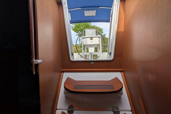 Knot A Clew 37ft Beneteau Yacht For Sale Knot A Clew 37ft Beneteau Yacht For Sale