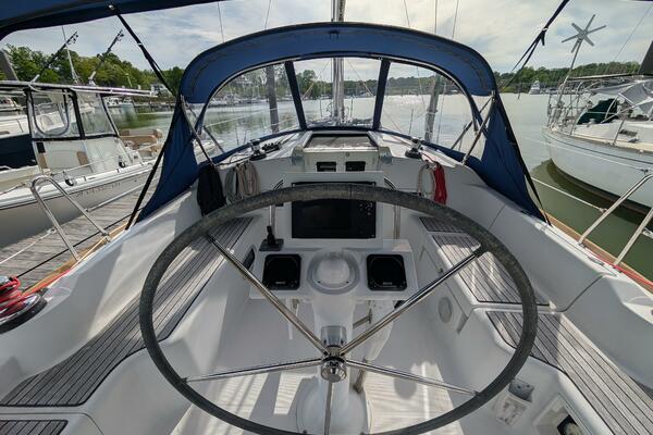 Knot A Clew 37ft Beneteau Yacht For Sale Knot A Clew 37ft Beneteau Yacht For Sale