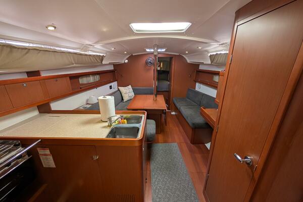 Knot A Clew 37ft Beneteau Yacht For Sale Knot A Clew 37ft Beneteau Yacht For Sale