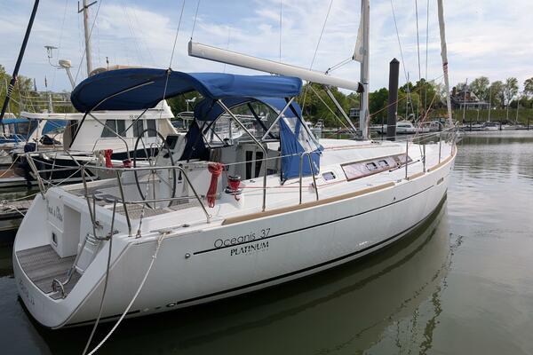 Knot A Clew 37ft Beneteau Yacht For Sale Knot A Clew 37ft Beneteau Yacht For Sale