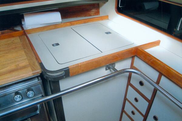 37ft C amp C Yacht For Sale