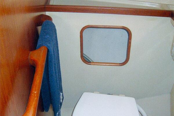 37ft C amp C Yacht For Sale