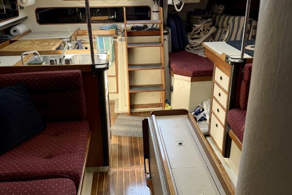 37ft C amp C Yacht For Sale