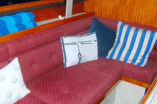 37ft C amp C Yacht For Sale