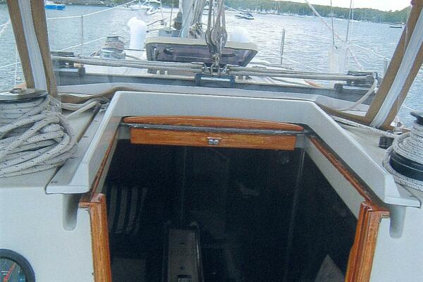 37ft C amp C Yacht For Sale