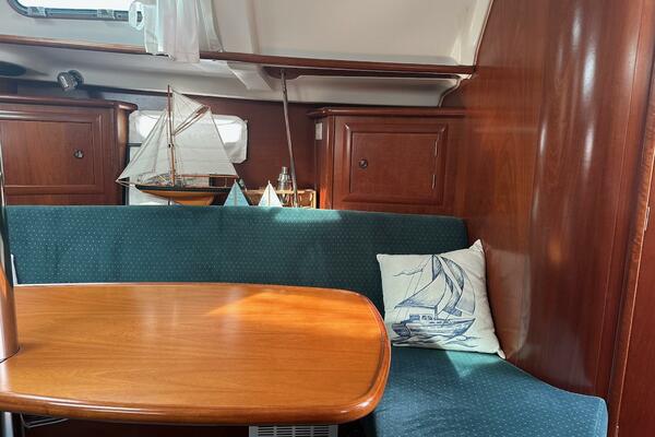 33ft Beneteau Yacht For Sale 33ft Beneteau Yacht For Sale