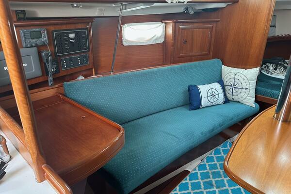 33ft Beneteau Yacht For Sale 33ft Beneteau Yacht For Sale