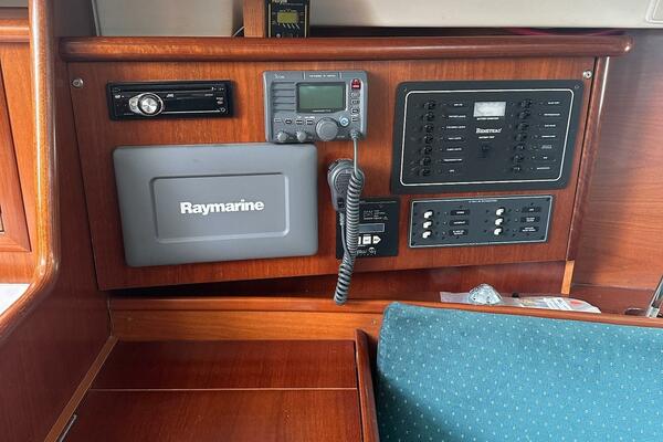 33ft Beneteau Yacht For Sale 33ft Beneteau Yacht For Sale