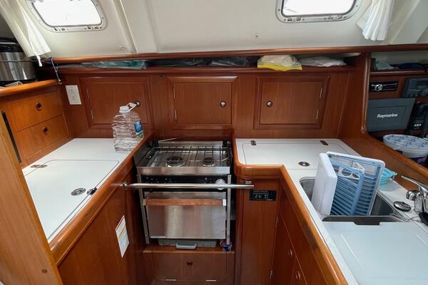 33ft Beneteau Yacht For Sale 33ft Beneteau Yacht For Sale