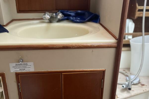 42ft Grand Banks Yacht For Sale