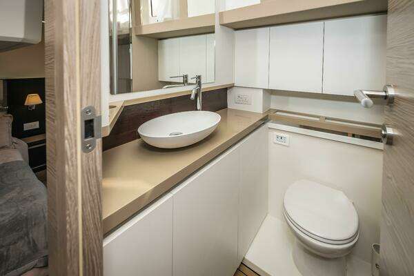 Greenline 45 Coupe HYBRID Yacht For Sale