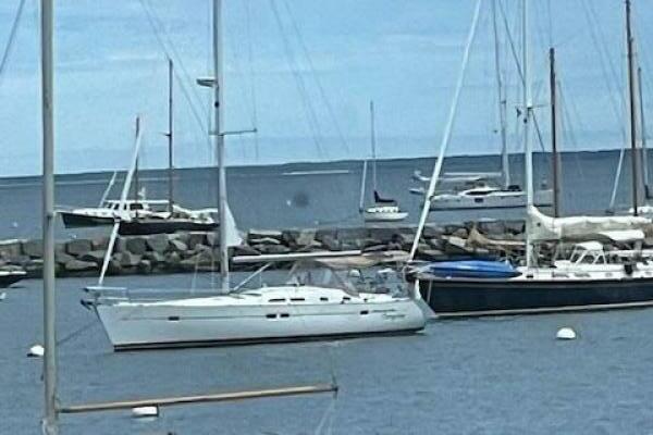 PEREGRINE 42ft Beneteau Yacht For Sale PEREGRINE 42ft Beneteau Yacht For Sale