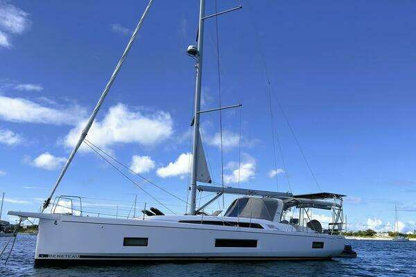 Photo of the 2020 Beneteau Oceanis 46.1 "BateSea"