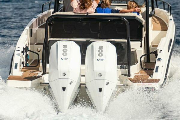 33ft Navan Yacht For Sale 33ft Navan Yacht For Sale