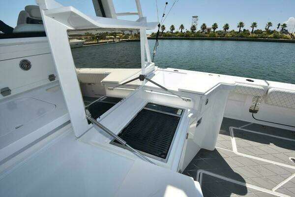 HCB 53 Suenos Yacht For Sale