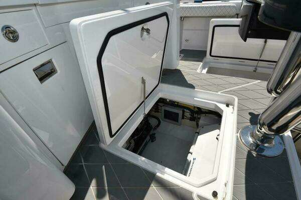 HCB 53 Suenos Yacht For Sale