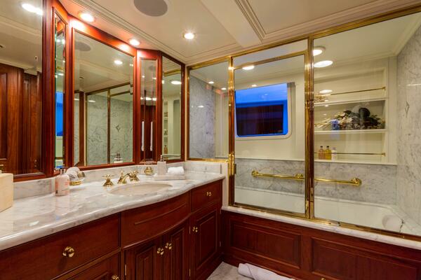 LADY J 142ft Palmer Johnson Yacht For Sale